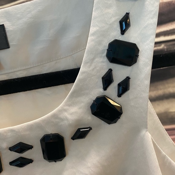 White dress with black stones on neck line - Picture 4 of 7